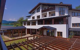 Atava Family House